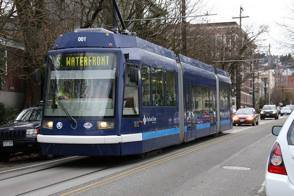 Portland Streetcar on Lovejoy.